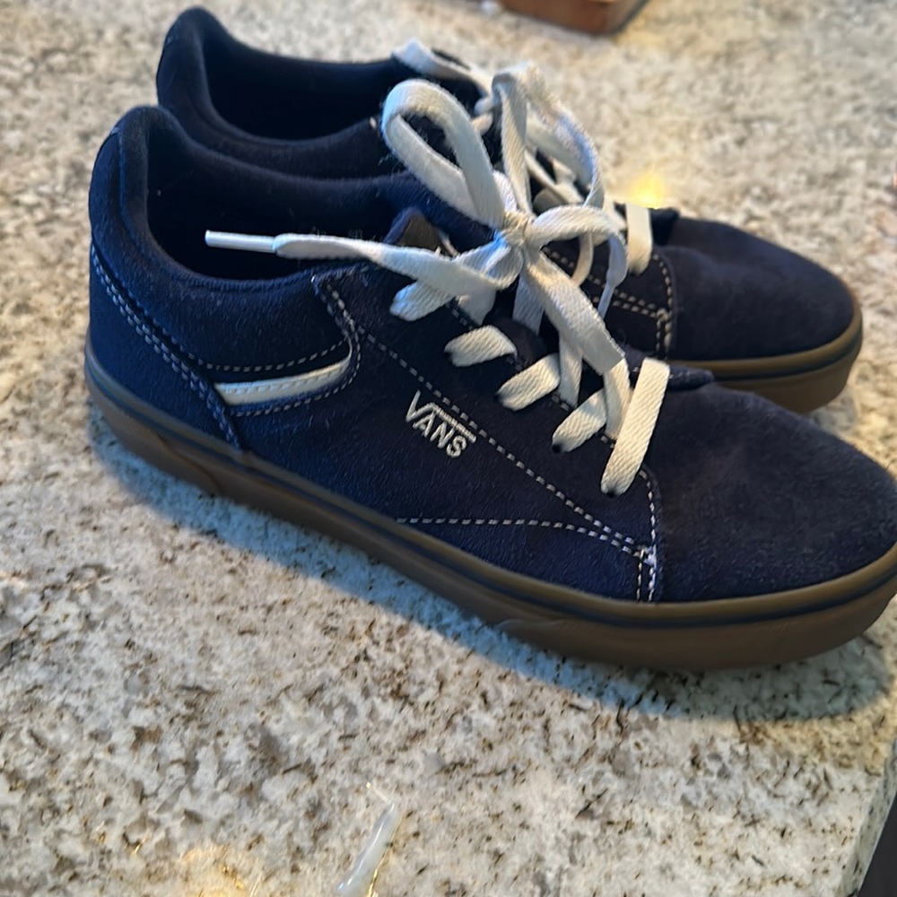 Boys suede vans